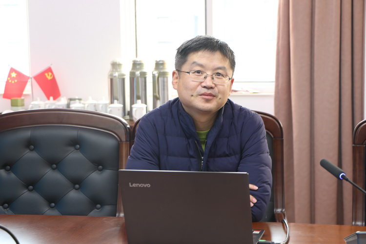 何校长讲座_调整大小.jpg