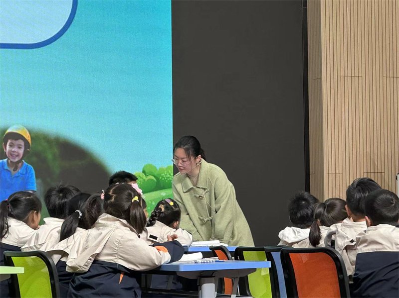 雍文静.jpg