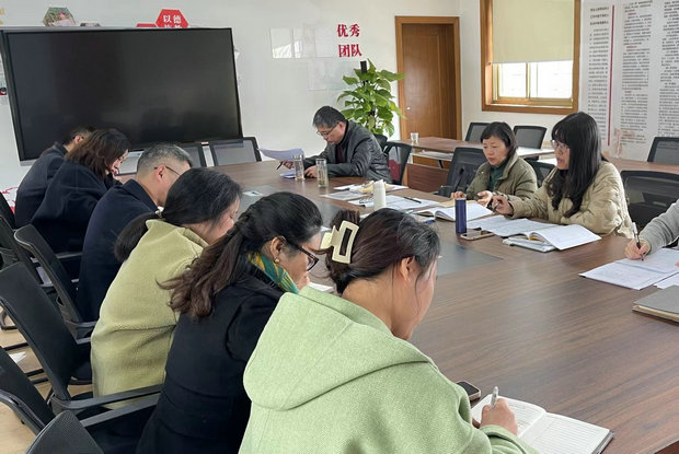 照片3高位引领_副本.jpg