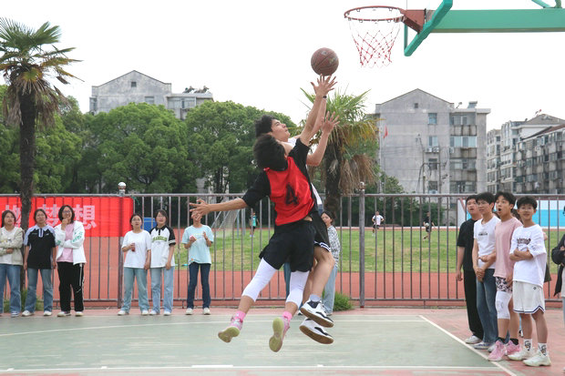 篮球图片2_副本.JPG