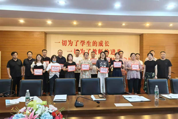 微信图片_20240829103820_副本.jpg